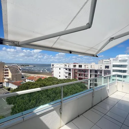 Apartament Dernier Etage Avec Terrasse Et Parking A - Fr-1-474-287