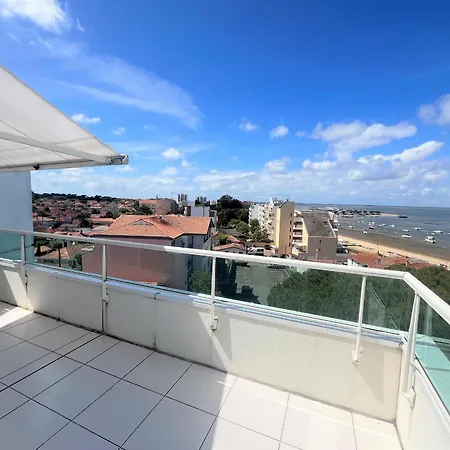 Dernier étage Avec Terrasse Et Parking à - Fr-1-474-287 * Arcachon